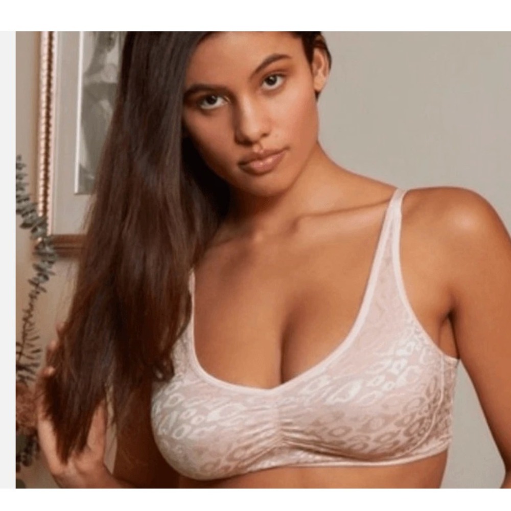 Ruby Ribbon Allure Demiette Womens 42 Cream Beige Lace Sheer Wireless Adjustable